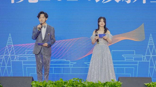 汇芳华启新篇！直击2024级新生开学典礼！(图8)