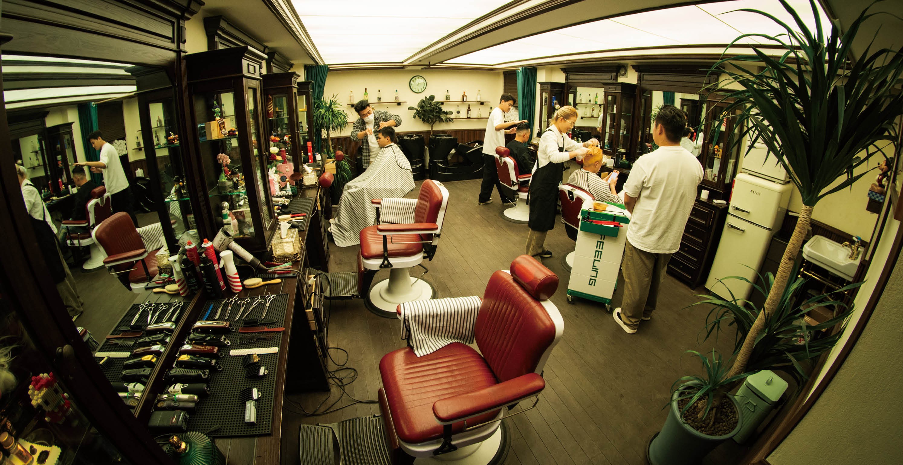 几乎都是熟客Barbershop为何火热？(图1)