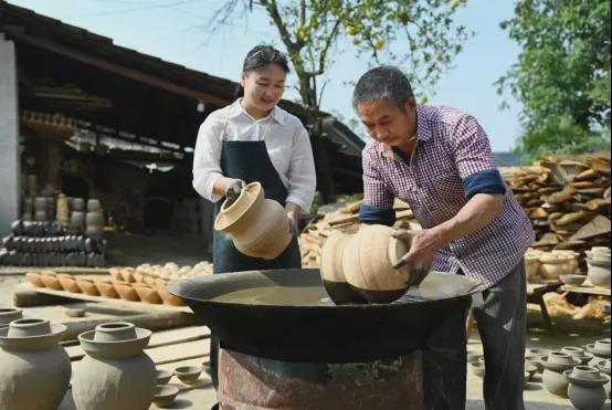 千年不熄的窑火烧出洞口非遗之光(图1)