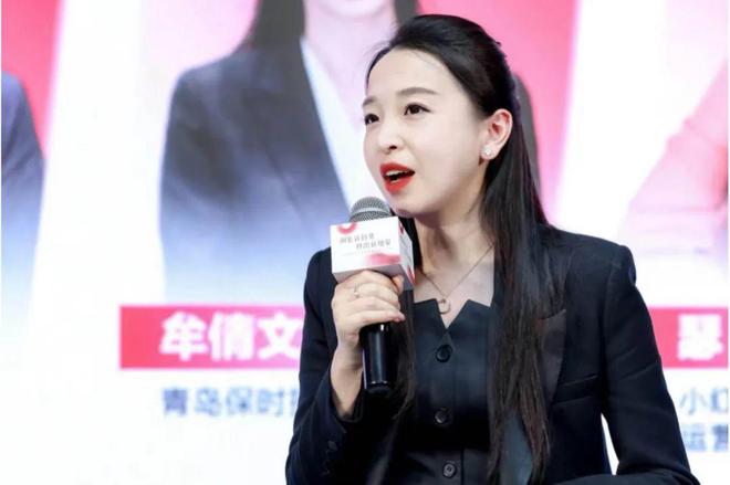 新浪蜂鸟｜对话保时捷女销冠牟倩文：两年卖出340台车的代价(图2)