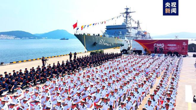 3国航母逼近加拿大也想分杯羹中方拉响警报南海已下封海令(图14)