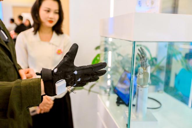 残健融合的温暖实践：第35个全国助残日湖南省残联残健融合体验中心开启助残新范式(图7)