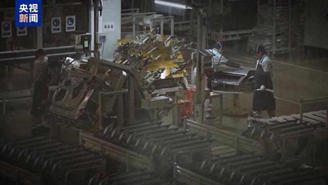 美国长滩港口负责人：货架要空了(图1)