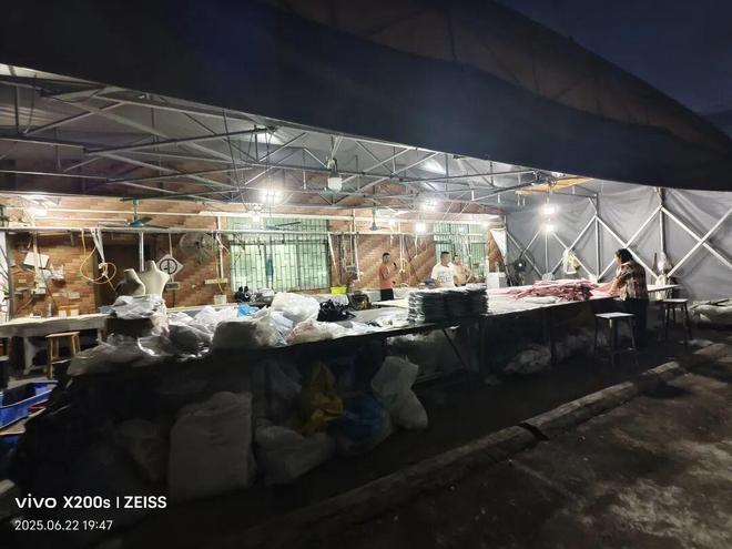 李婷：服装业的老板们是让财富流动的中坚群体(图9)