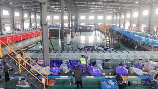 大名一品一播产业园区占地75亩29万方(图24)