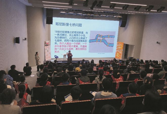 常年霸榜当当靠文创、展览出圈出版品牌又“卷”出新高度！(图9)