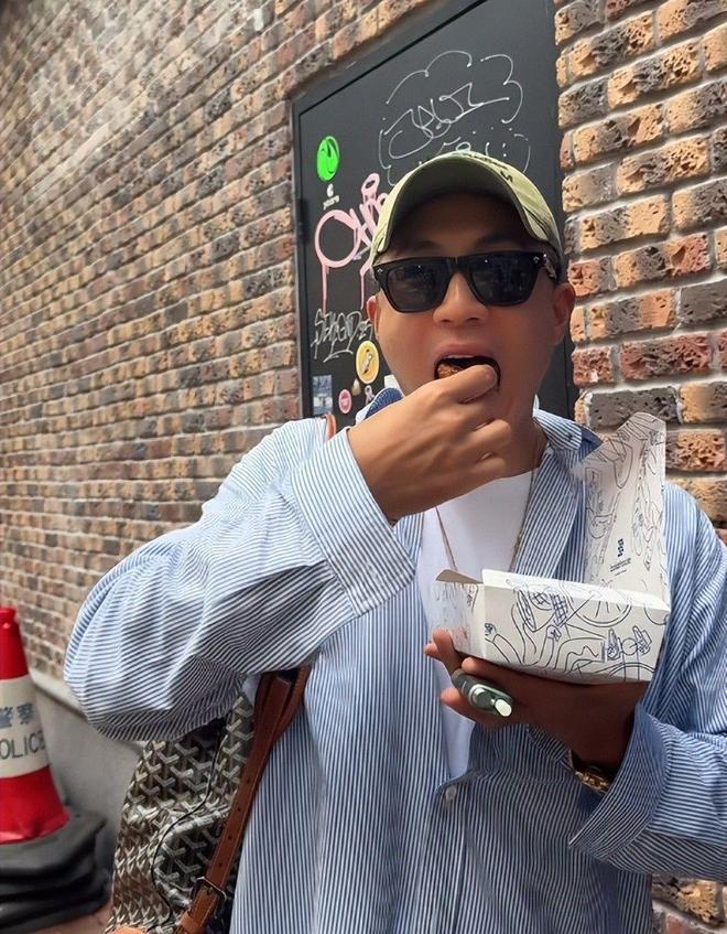 杜淳给王灿选衣服穿衣柜几十条牛仔裤帽子首饰一堆太能买了(图22)