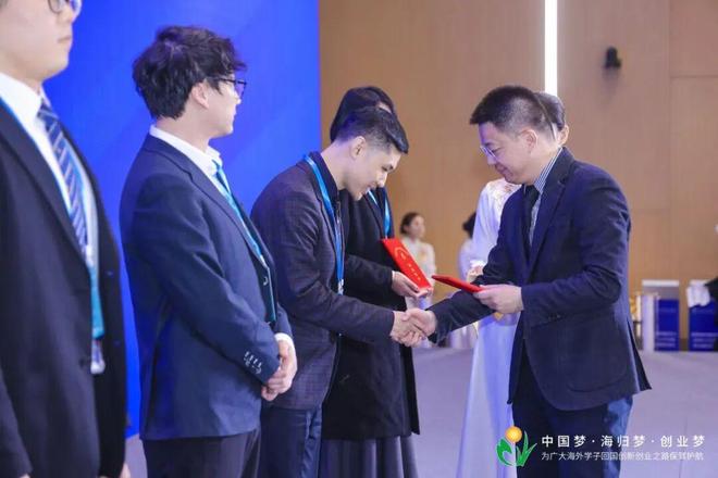 拍照就能生成专属人体模型？原来还原动漫角色还能这样！(图3)