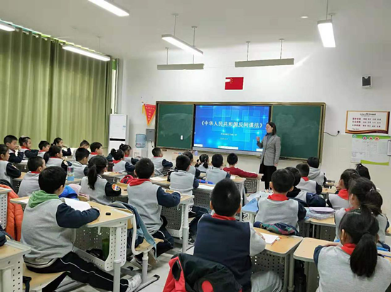 高新区教育系统开展《反间谍法》集中宣传活动(图4)