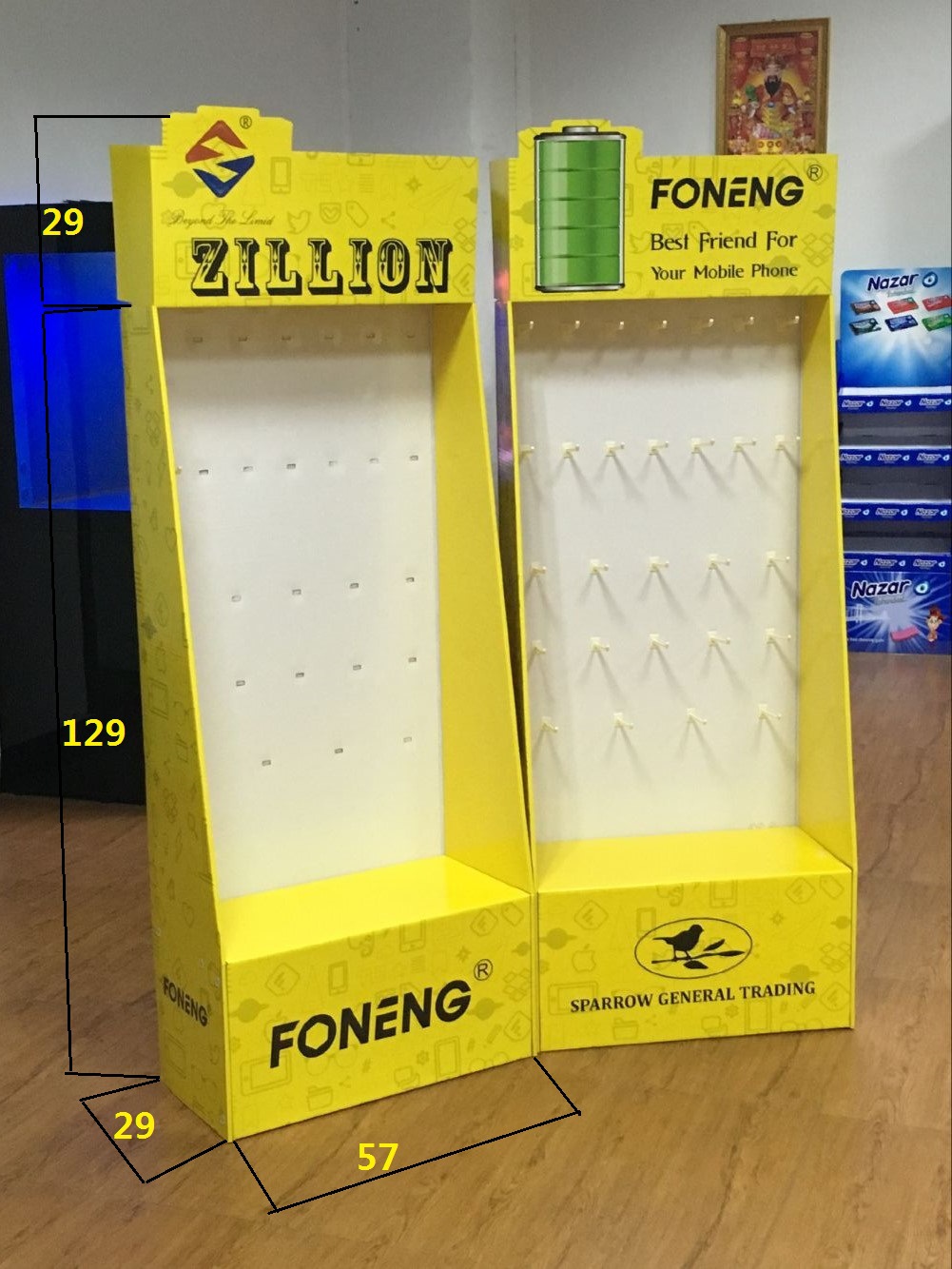 感恩回馈数码相关宣传促销展架易拉宝(图1)