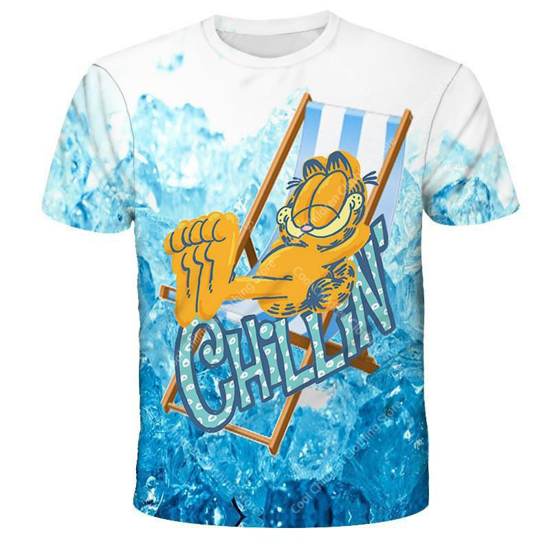 灰蓝战袍：都市女性的无声宣言(图1)