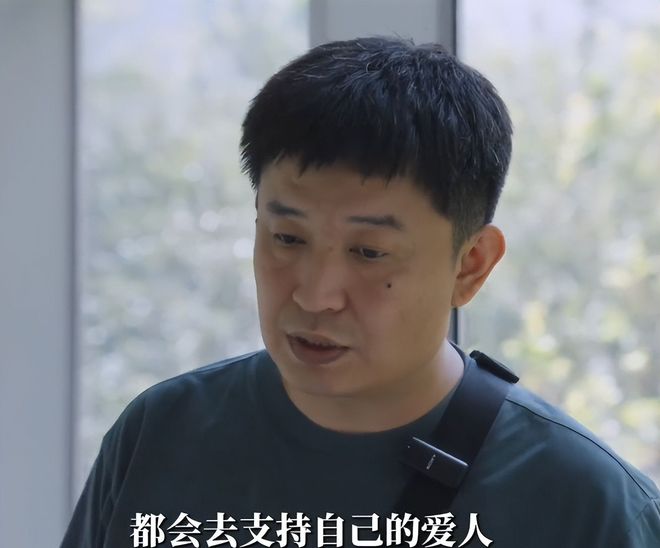 女高管遭性侵后续！现身法庭忍不住干呕丈夫全程陪伴温柔拍背(图6)