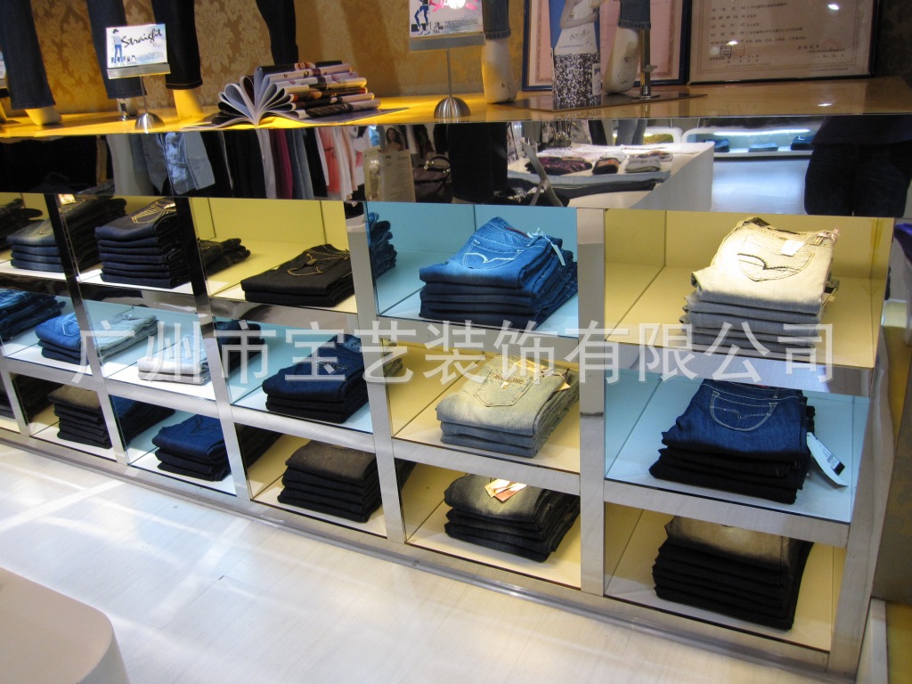 陈列标准与道具PPTppt(图1)