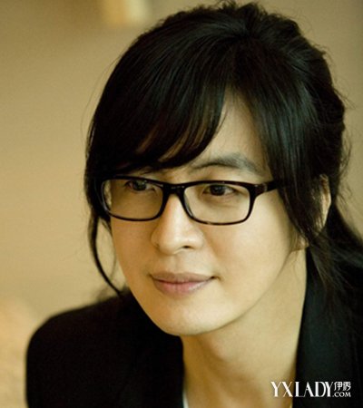 【图】男发扎辫发型图片介绍造型可爱不输女生(图1)